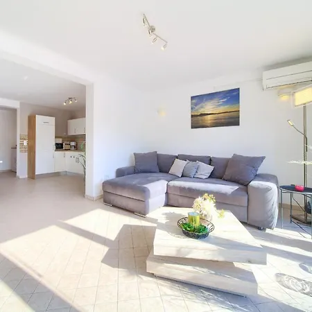 Villa Vila Medica Sveti Anton (Krk)