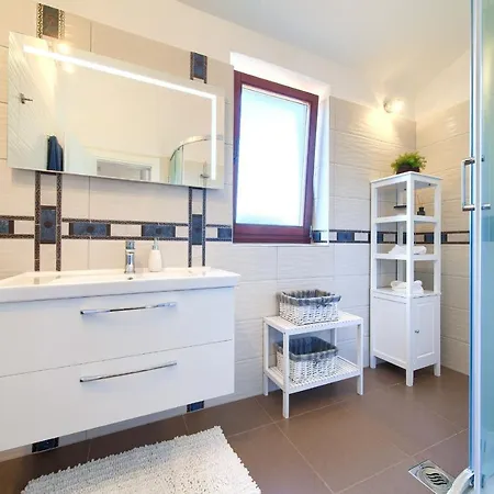 Villa Vila Medica Sveti Anton (Krk)